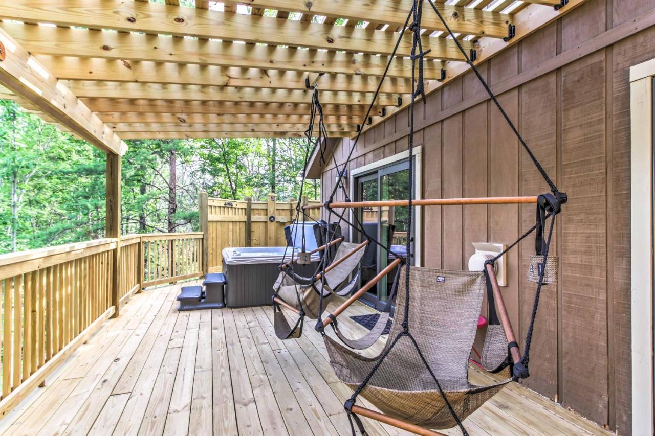 Private Sevierville Cabin With Mountain Views And Loft Bagian luar foto